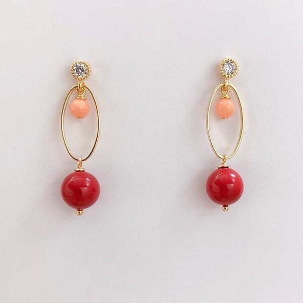 Amelia | A Playful Pop of Colour